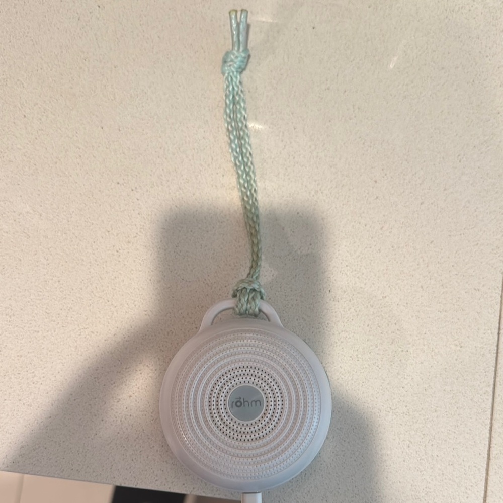 White Portable white noise machine